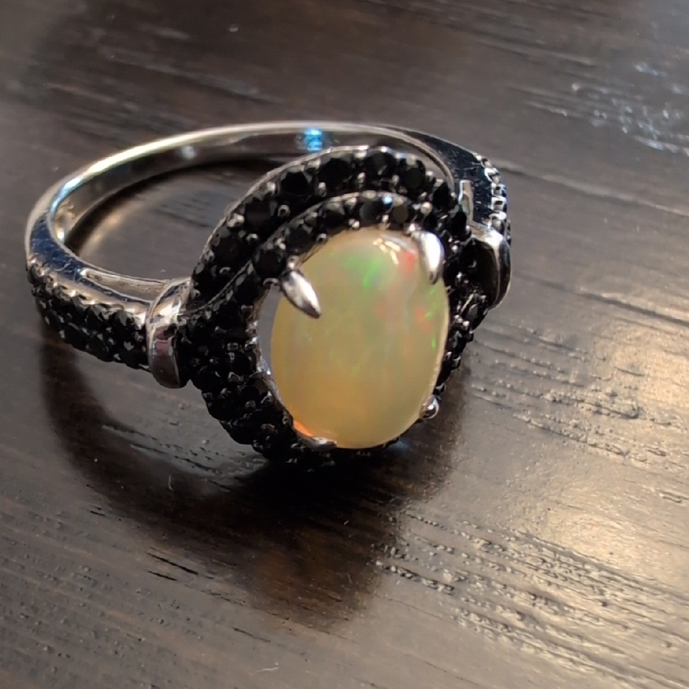 Sterling Silver Opal Black Spinel Ring Size 7 3/4 - Picture 2 of 7